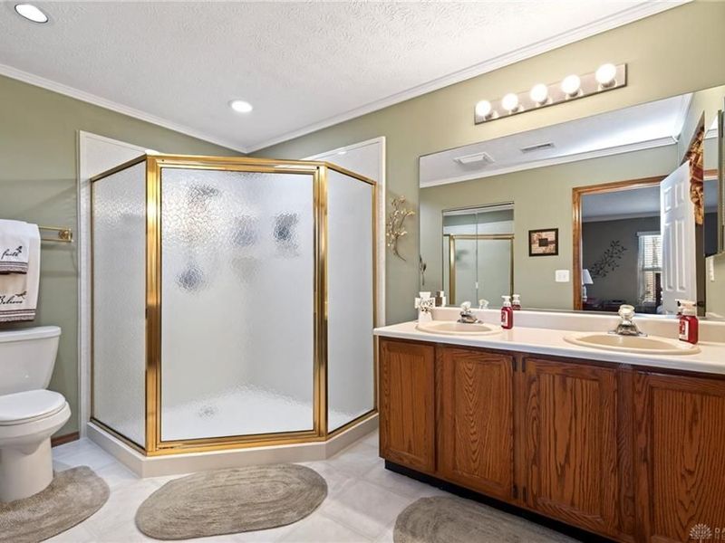 8767 Deer Valley Drive, Dayton, OH 45424 Photo 34