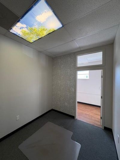 2114 Cosgrove Avenue Photo 11