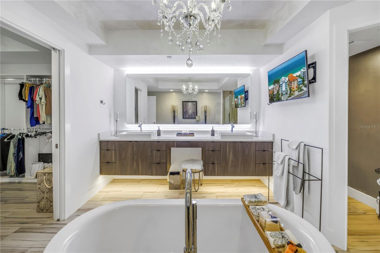 19816 Gulf Boulevard, Unit 201, Indian Shores, FL 33785 Photo