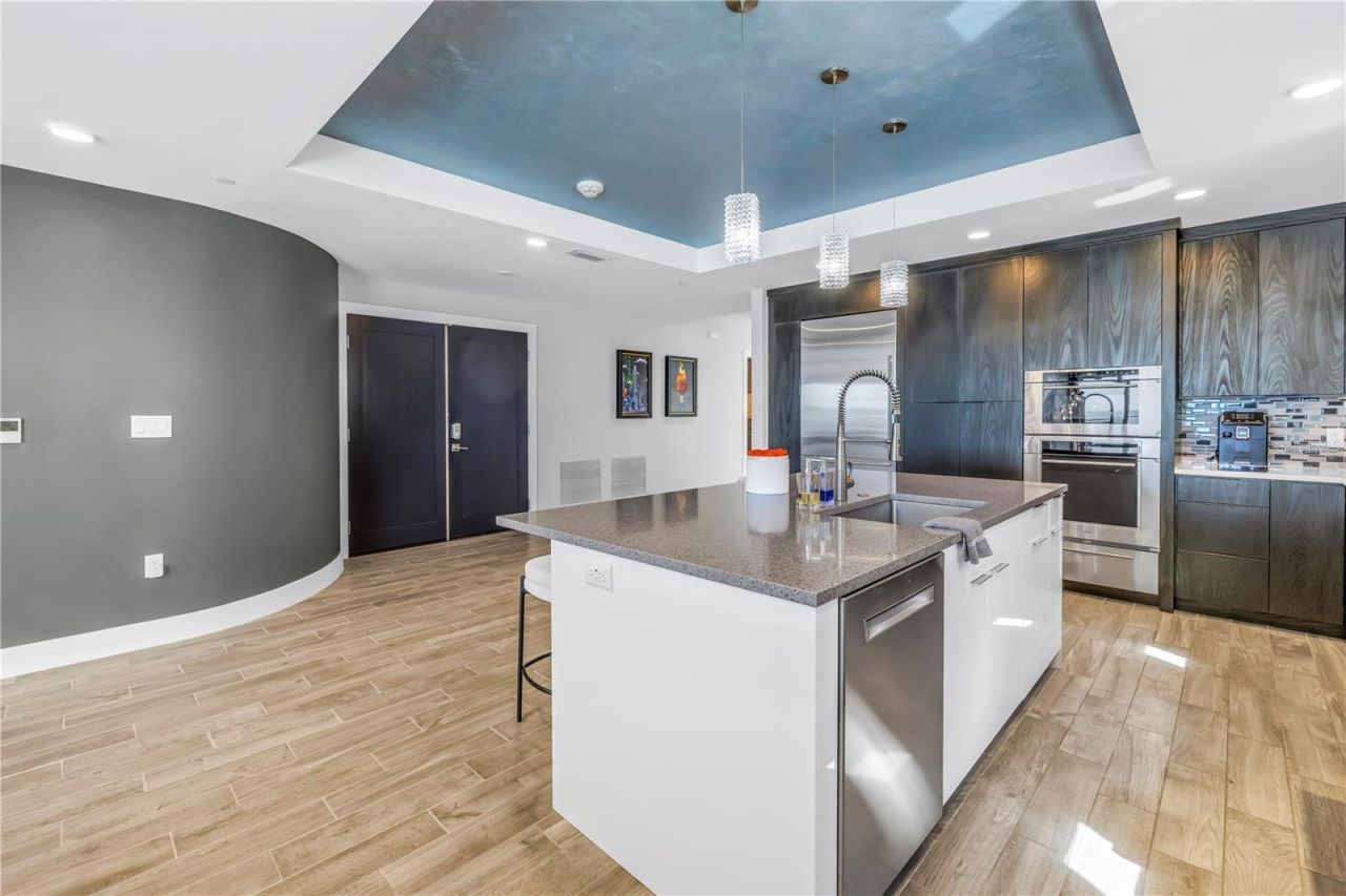 19816 Gulf Boulevard, Unit 201, Indian Shores, FL 33785 Photo