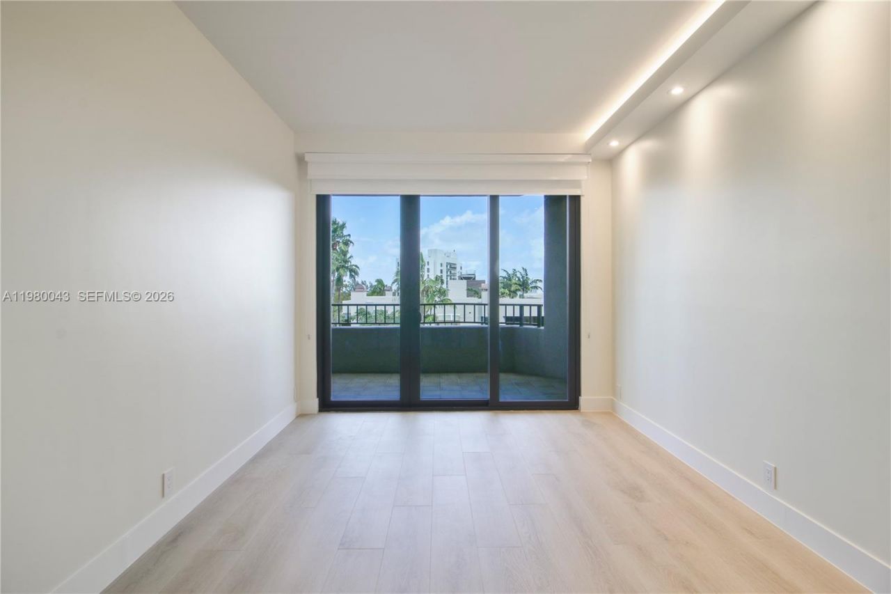 151 Crandon Blvd, Unit 540, Key Biscayne, FL 33149 Photo