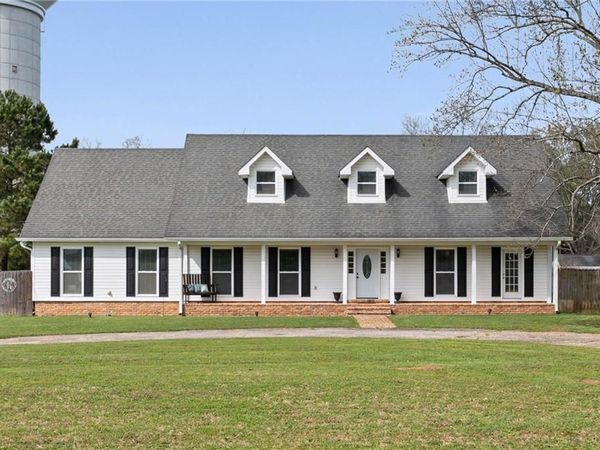 10040 Country Road, Mobile, AL 36695