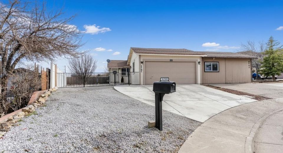 6764 Honeysuckle Court, Reno, NV 89506 Photo
