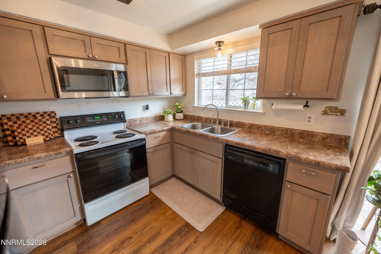 6764 Honeysuckle Court, Reno, NV 89506 Photo