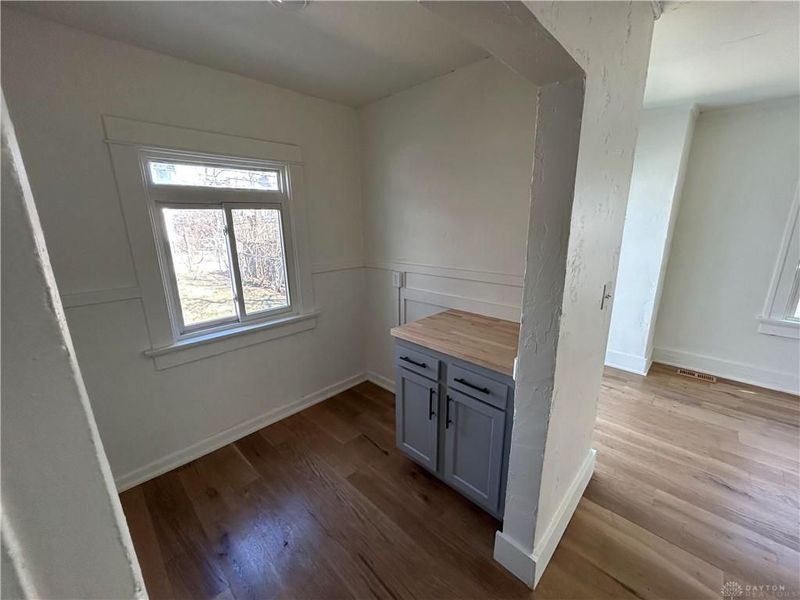 53 E Beechwood Avenue, Dayton, OH 45405 Photo 6