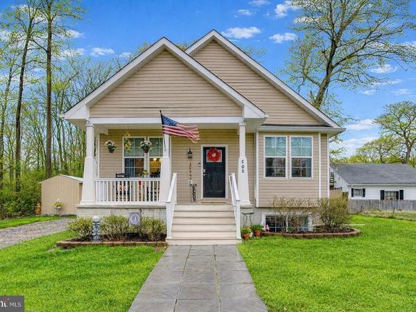 708 HYDE PARK ROAD, ESSEX, MD 21221