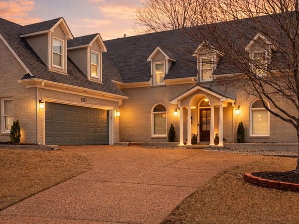 621 SUGARBUSH CV S, Collierville, TN 38017