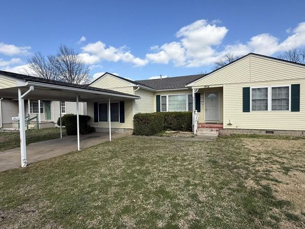 1916 C St NE, Miami, OK 74354