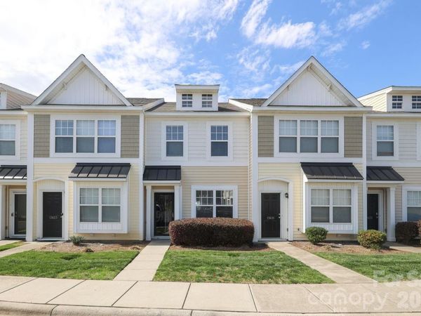13627 Calloway Glen Drive, Charlotte, NC 28273