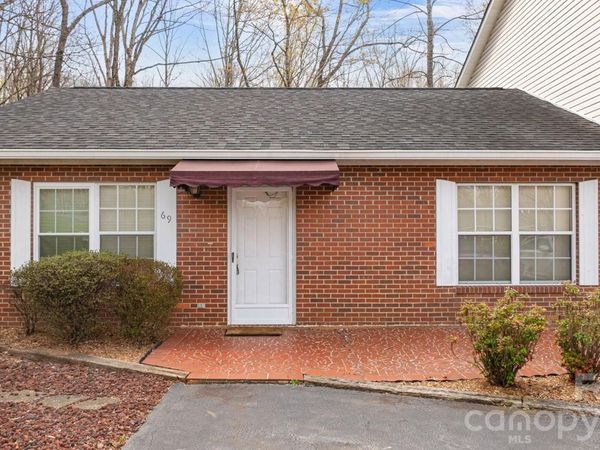 75 Laurelwood Drive, Unit 69, Marion, NC 28752