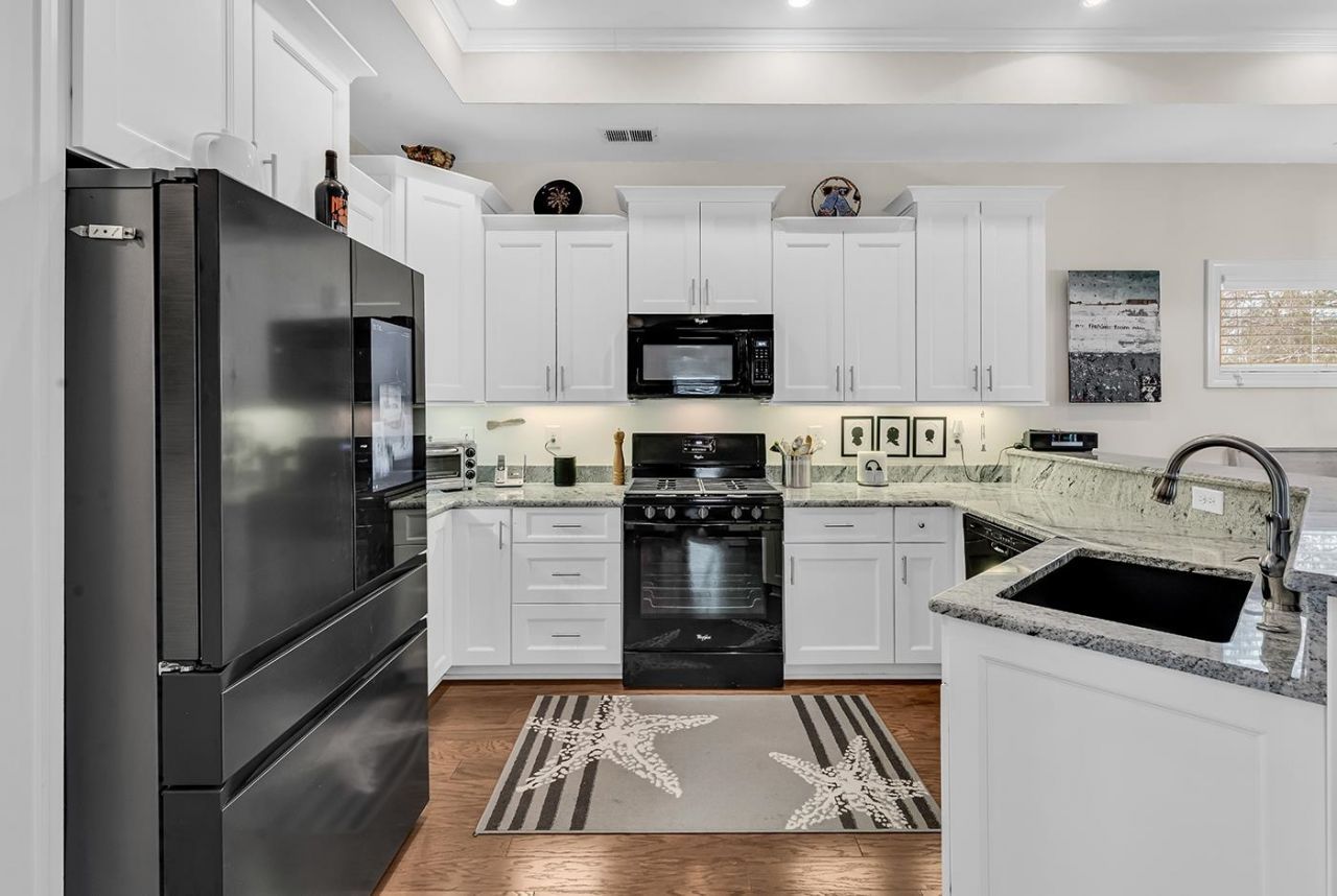 124 Charles Towne Ln. Photo 20