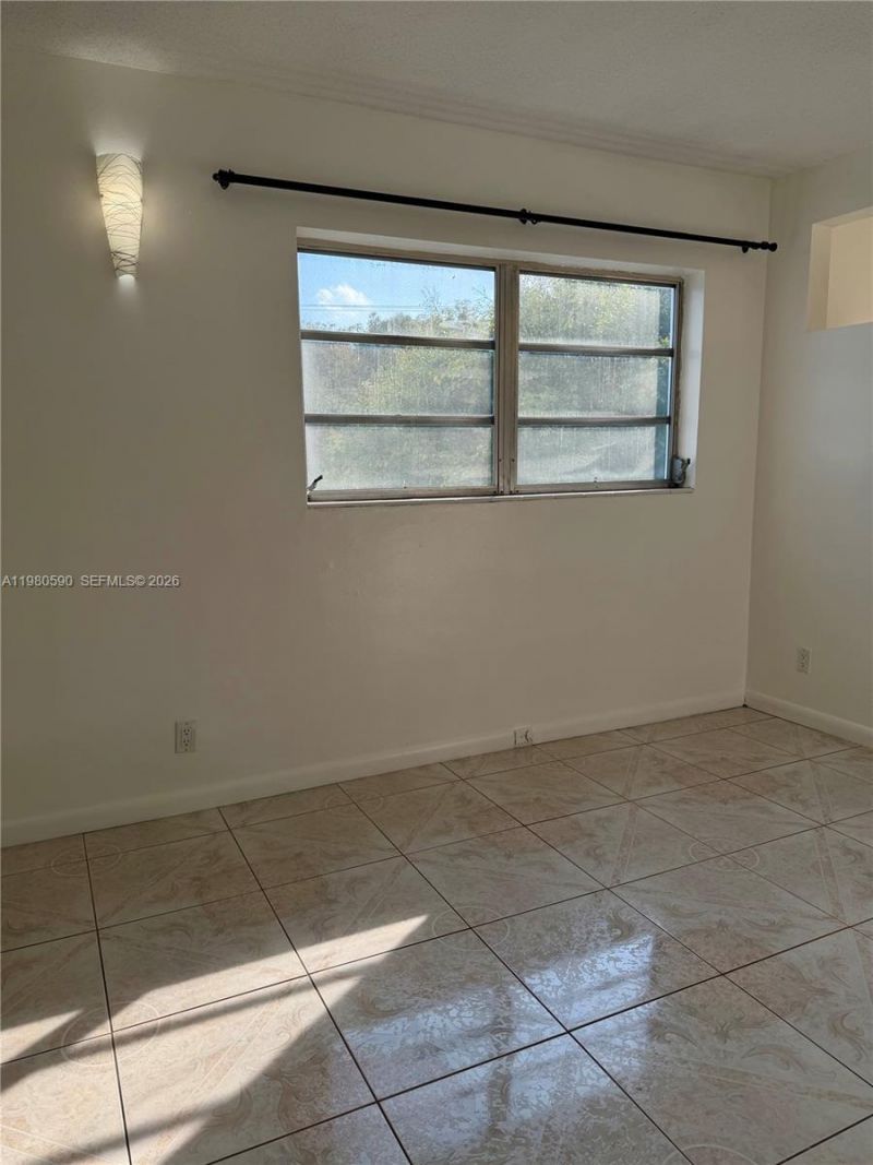 16701 NE 14th Ave, Unit 212, Miami, FL 33162 Photo