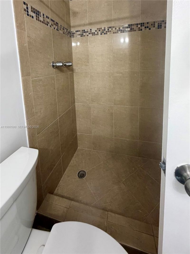 16701 NE 14th Ave, Unit 212, Miami, FL 33162 Photo