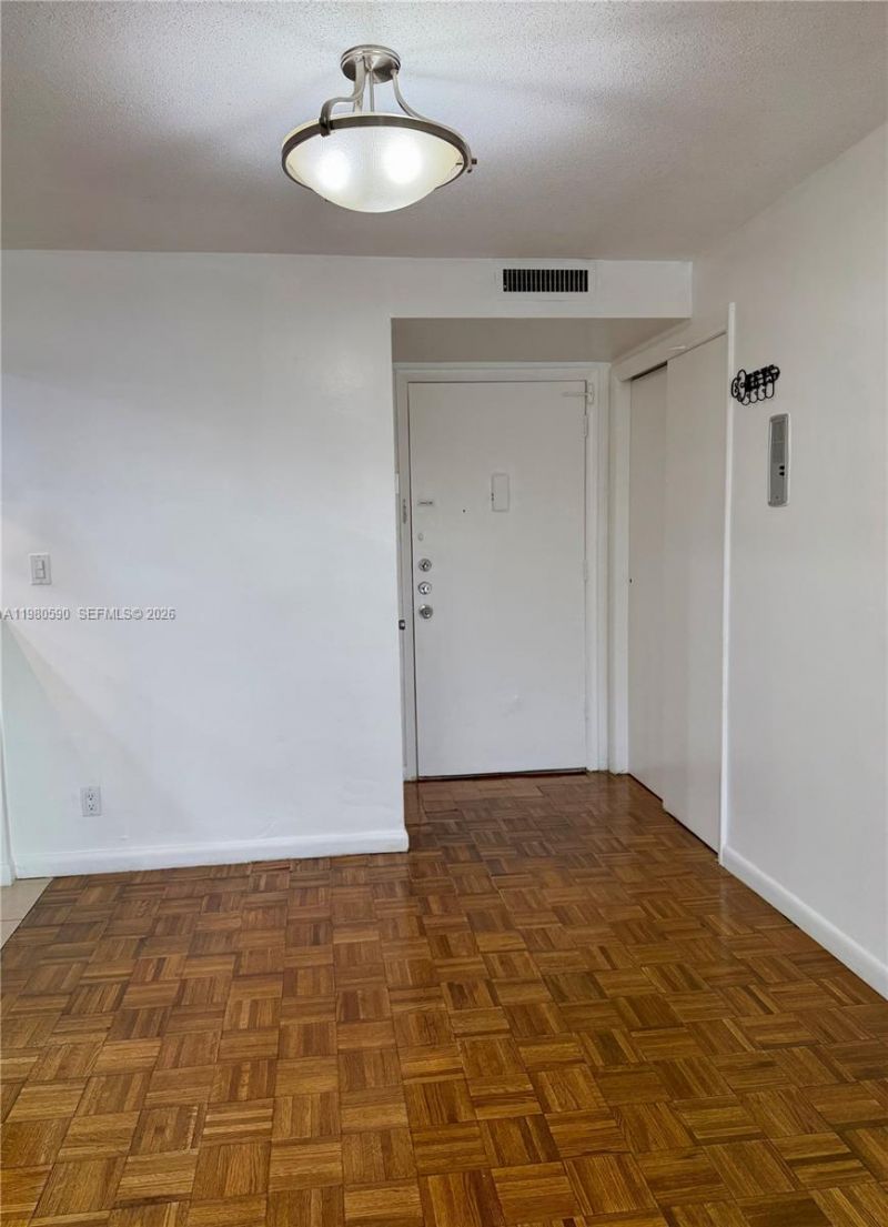 16701 NE 14th Ave, Unit 212, Miami, FL 33162 Photo