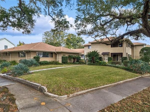 5231 ST CHARLES Avenue, Unit C, New Orleans, LA 70115