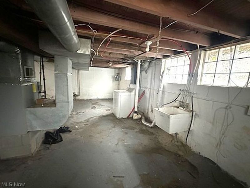 4368 E 156th Street, Cleveland, OH 44128 Photo 27