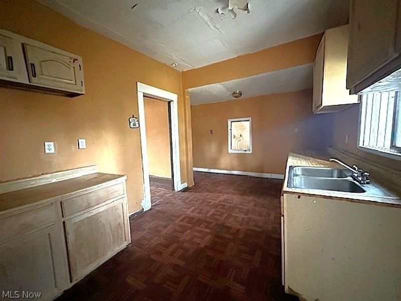 4368 E 156th Street, Cleveland, OH 44128 Photo 3