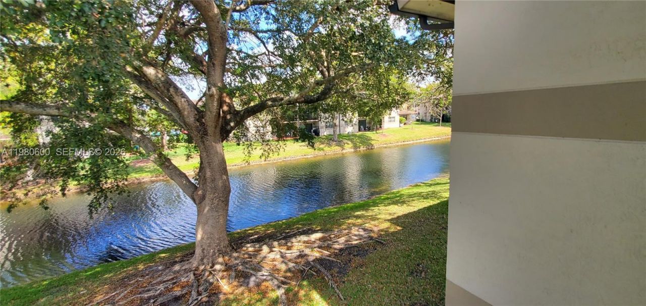 9945 Nob Hill Pl, Unit 9945, Sunrise, FL 33351 Photo