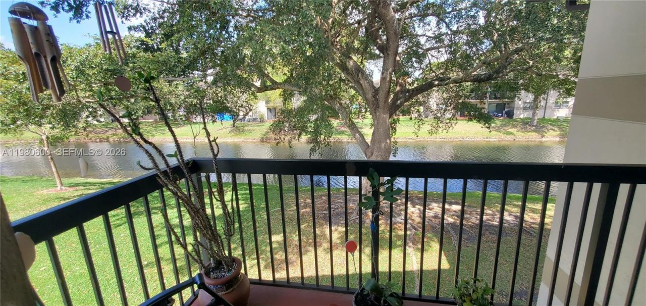 9945 Nob Hill Pl, Unit 9945, Sunrise, FL 33351 Photo