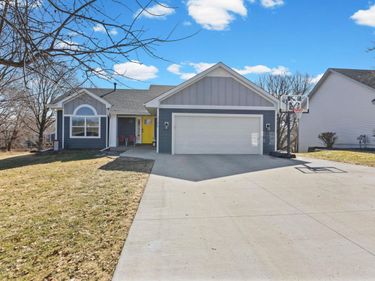 2106 141st Lane NW, Andover, MN 55304