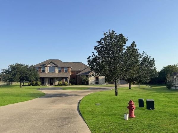 205 Sundance Court , Royse City, TX 75189