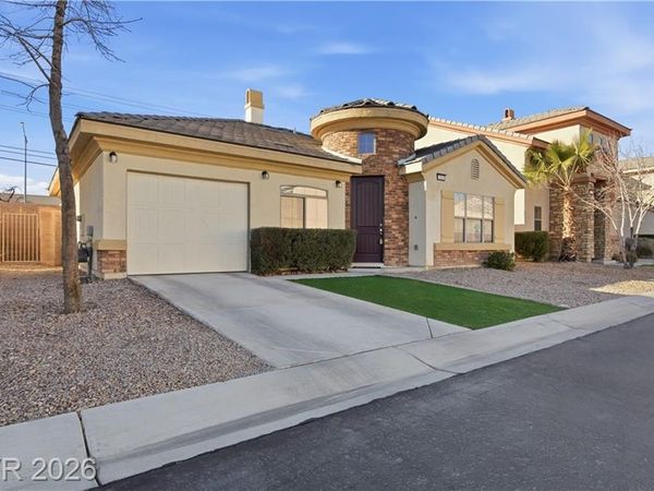 7383 Lionheart Street, Las Vegas, NV 89123