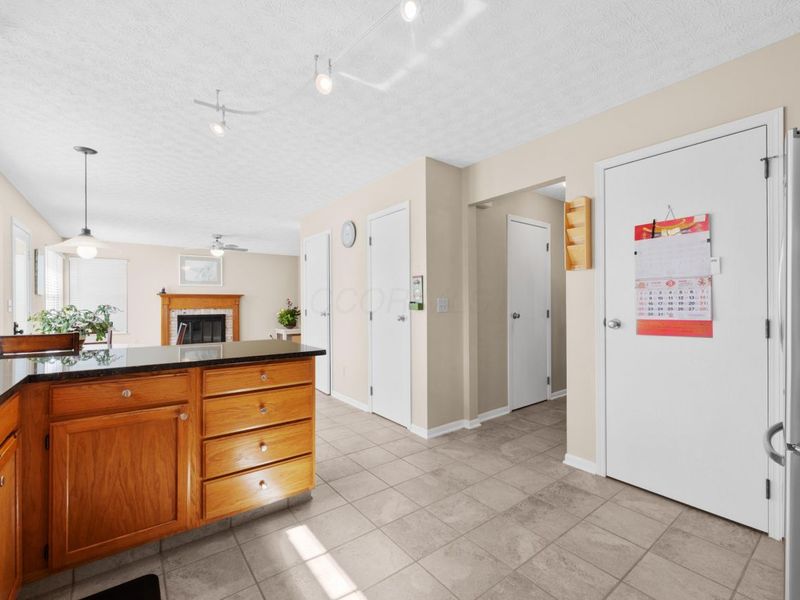 627 Ozem Gardner Way, Westerville, OH 43081 Photo 12