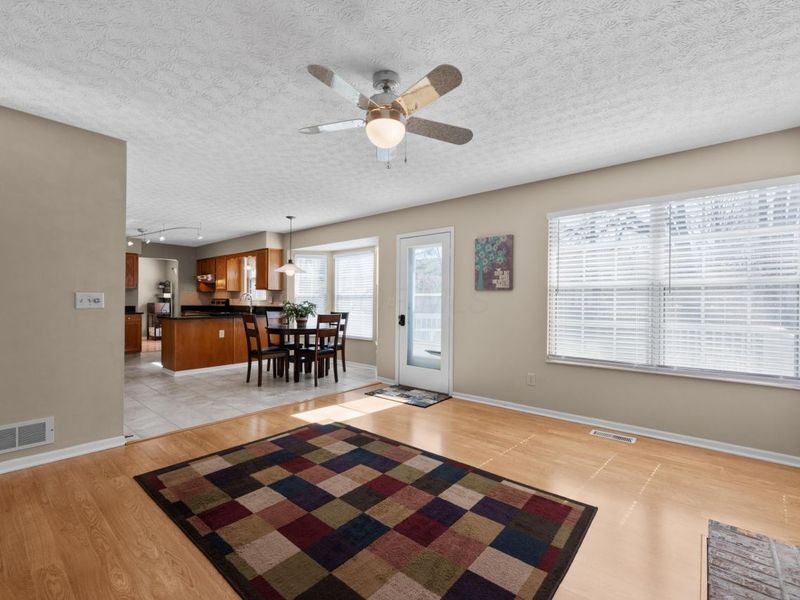 627 Ozem Gardner Way, Westerville, OH 43081 Photo 20