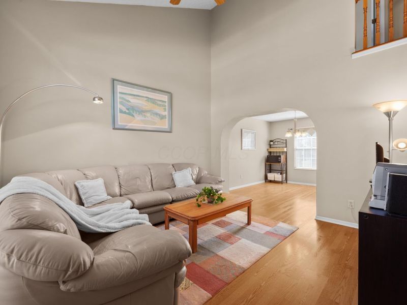 627 Ozem Gardner Way, Westerville, OH 43081 Photo 6