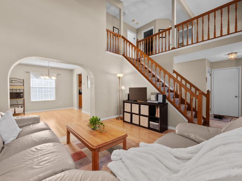 627 Ozem Gardner Way, Westerville, OH 43081 Photo 7