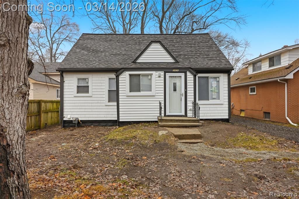 3426 Signet Drive, Waterford Township, MI 48329 Main Photo