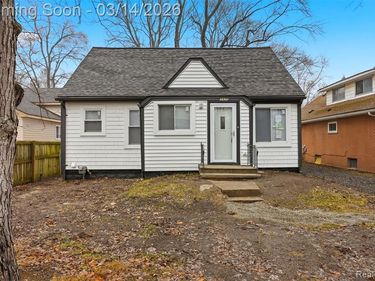 3426 Signet Drive, Waterford Twp, MI 48329