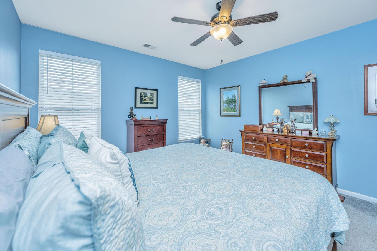 1037 Bridlewood Farms Parkway Photo 16