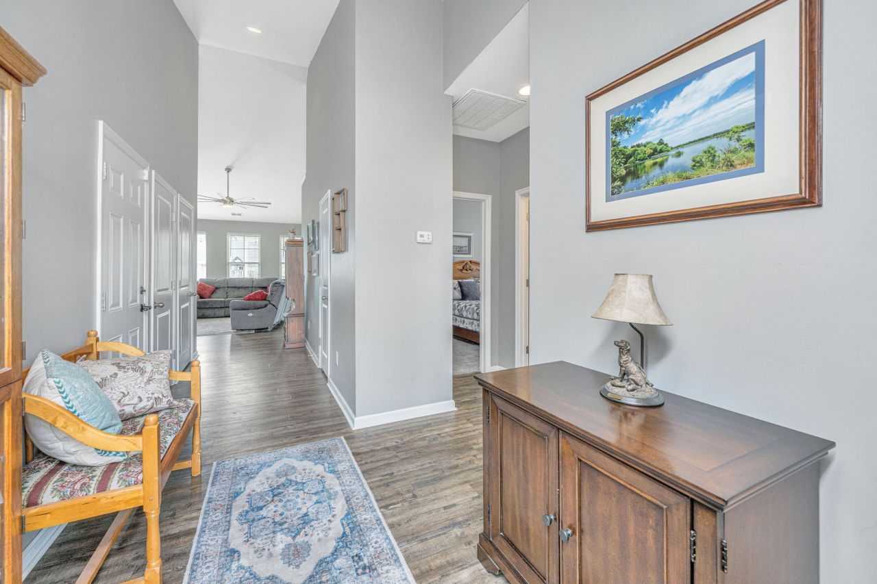 1037 Bridlewood Farms Parkway Photo 7