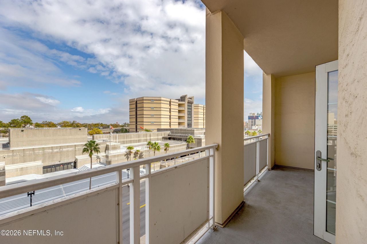 400 Bay Street, Unit 404, Jacksonville, FL 32202 Photo