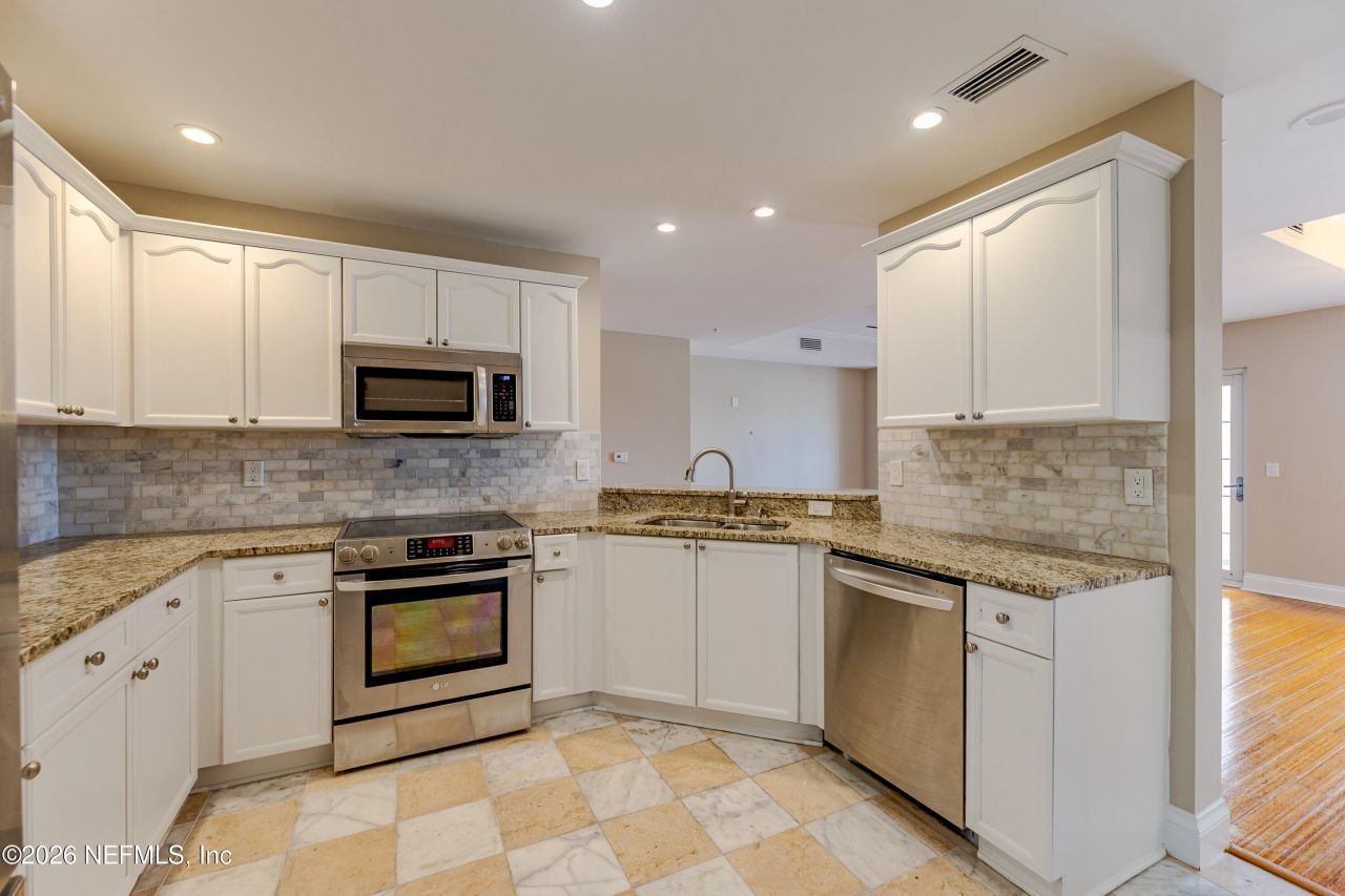 400 Bay Street, Unit 404, Jacksonville, FL 32202 Photo
