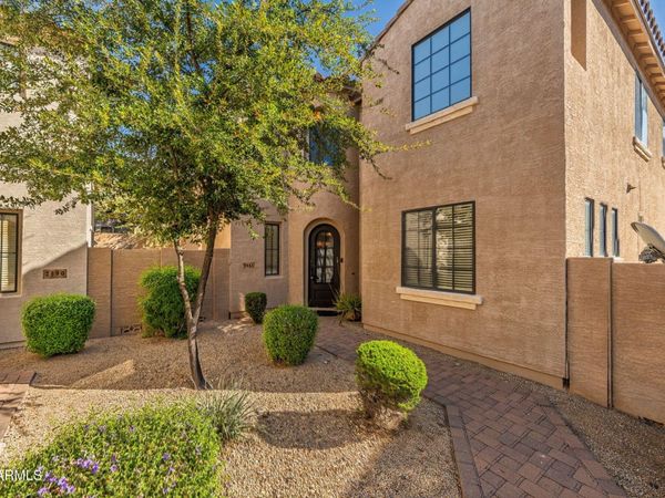 2386 W SLEEPY RANCH Road, Phoenix, AZ 85085