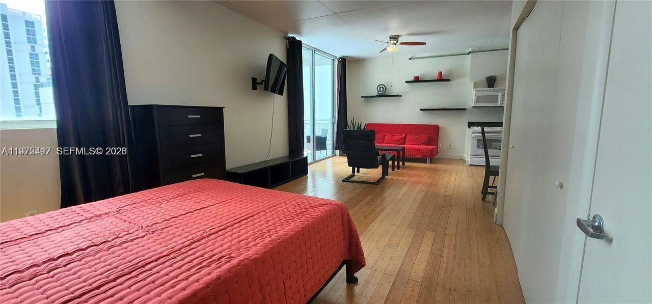 690 SW 1st Ct, Unit 1121, Miami, FL 33130 Photo