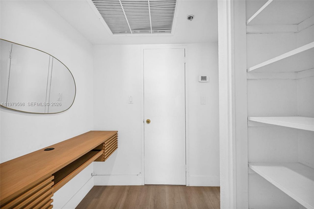 5225 Collins Ave, Unit 1214, Miami Beach, FL 33140 Photo
