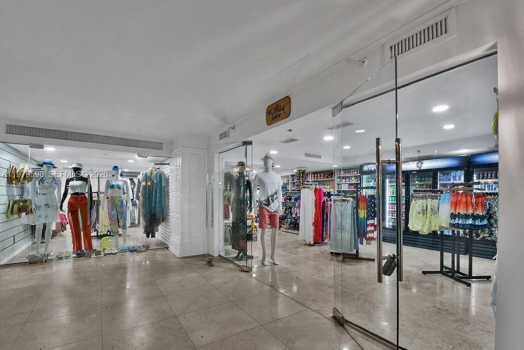 5225 Collins Ave, Unit 1214, Miami Beach, FL 33140 Photo