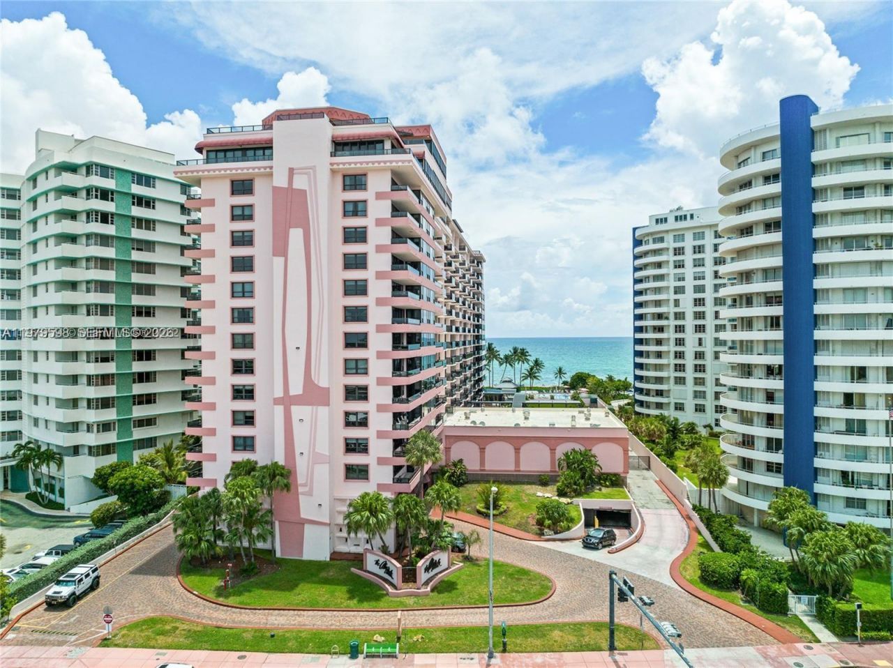 5225 Collins Ave , Unit 1214, Miami Beach, FL 33140 Photo