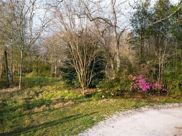 7802 Pecan Court, Irvington, AL 36544