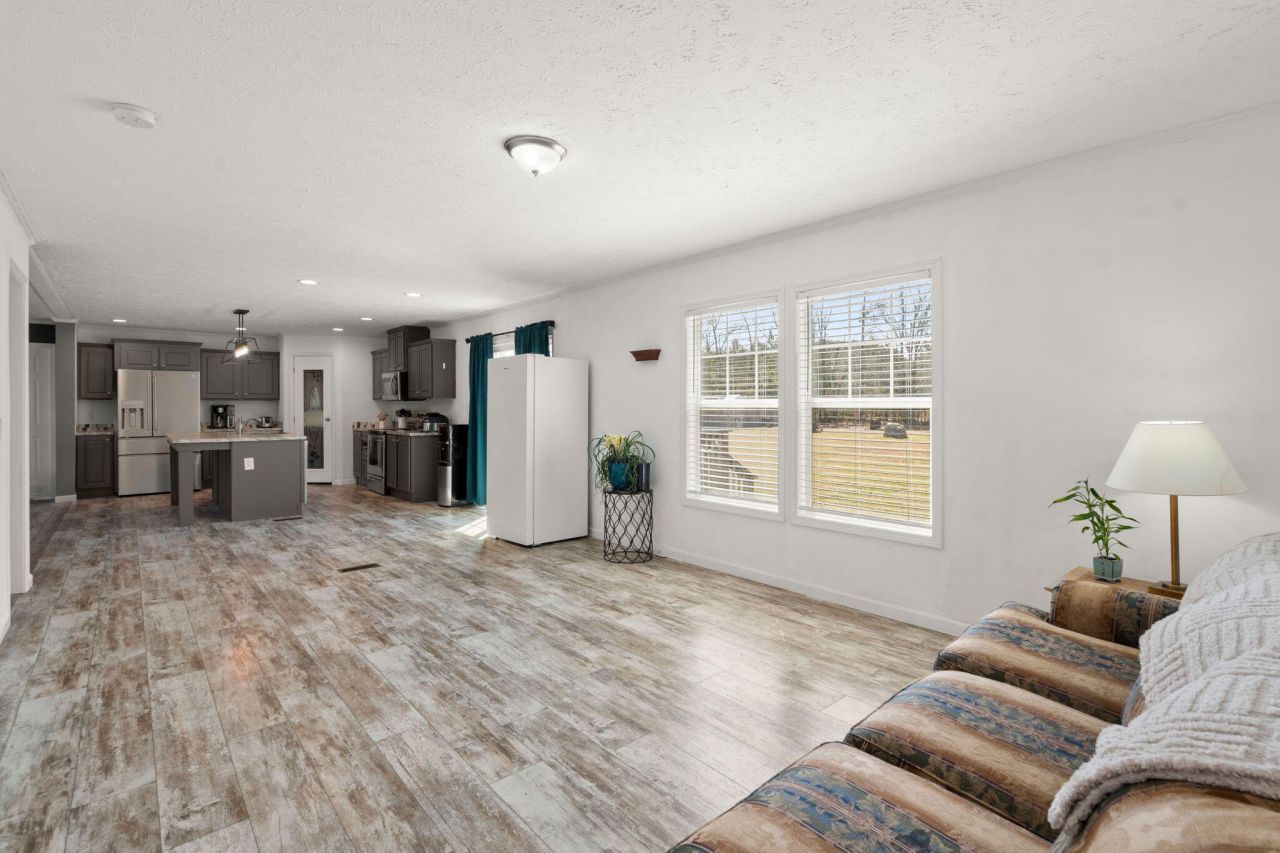 217 Rolling Hills Trail Photo 12