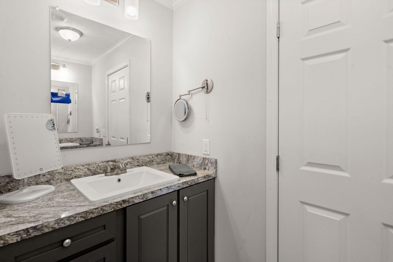 217 Rolling Hills Trail Photo 19