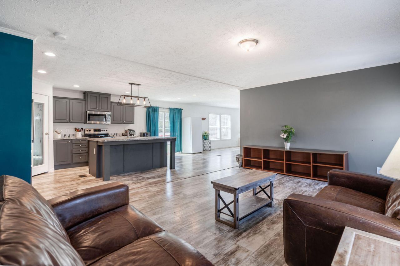 217 Rolling Hills Trail Photo 5