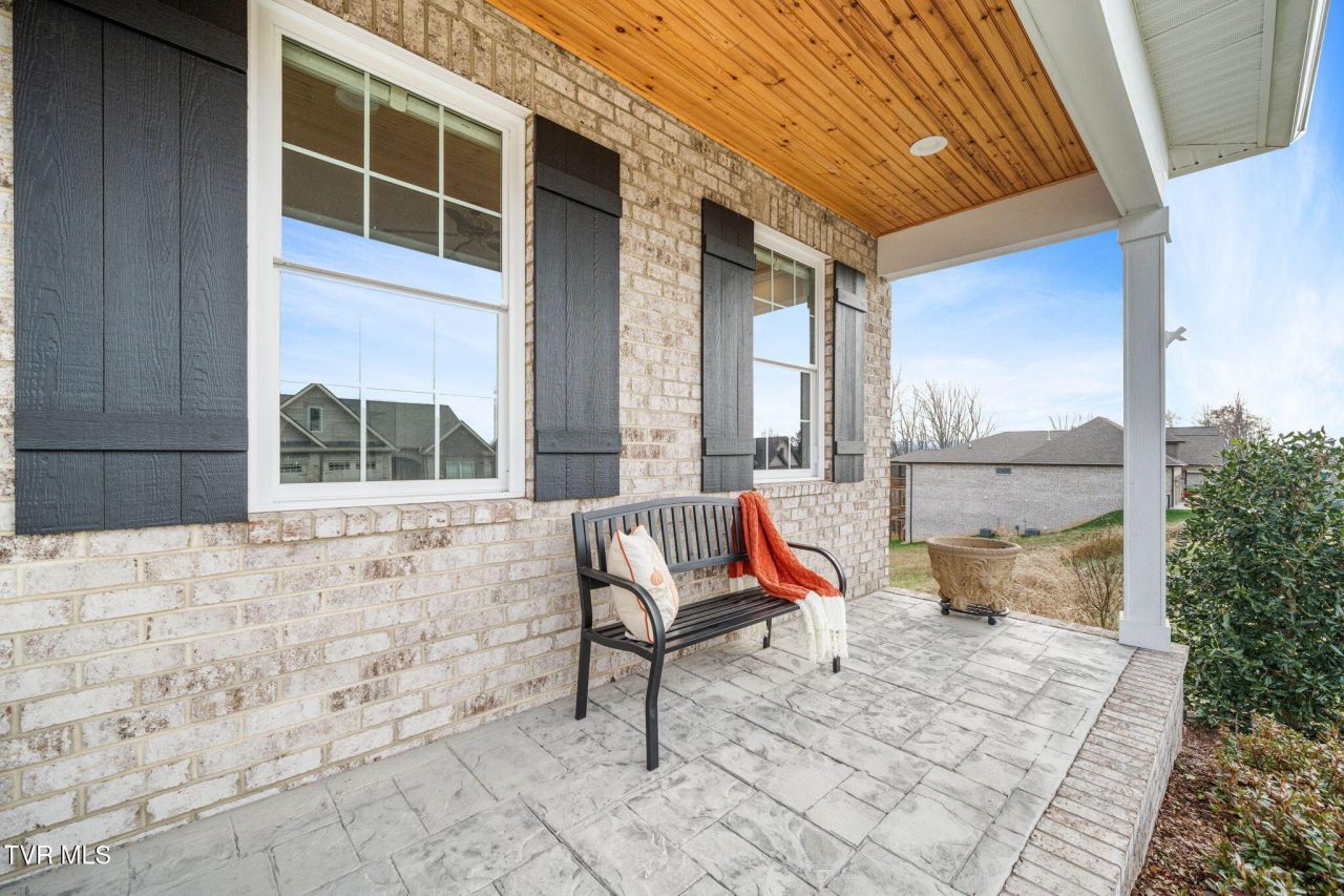 426 English Ivy Trail, Jonesborough, TN 37659 Main Photo