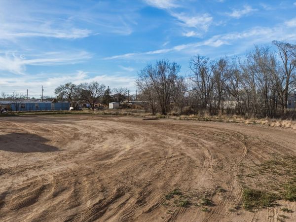 820 Casa Del Sol Lane NE, Los Lunas, NM 87031