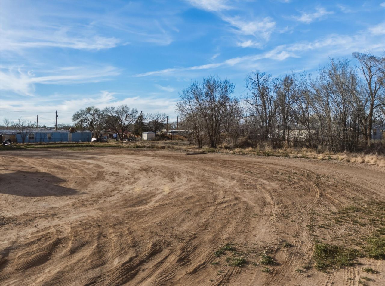 820 Casa Del Sol Lane Ne, Los Lunas, NM 87031 Main Photo