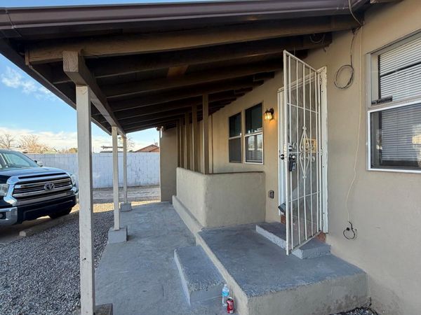 509 Vermont Street NE, Albuquerque, NM 87108