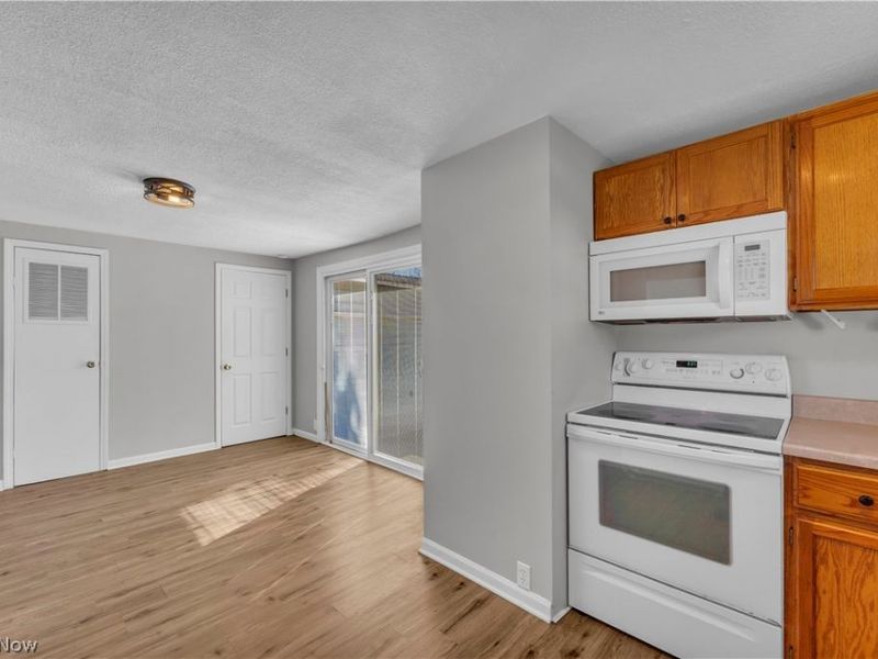 479 Stallion Court , Lagrange, OH 44050 Photo 10